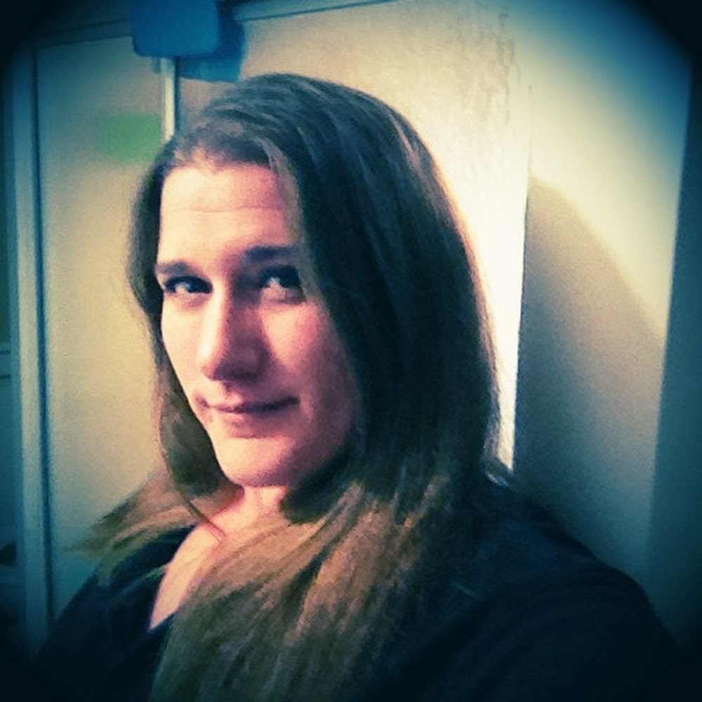 Meet your Posher, Leigh